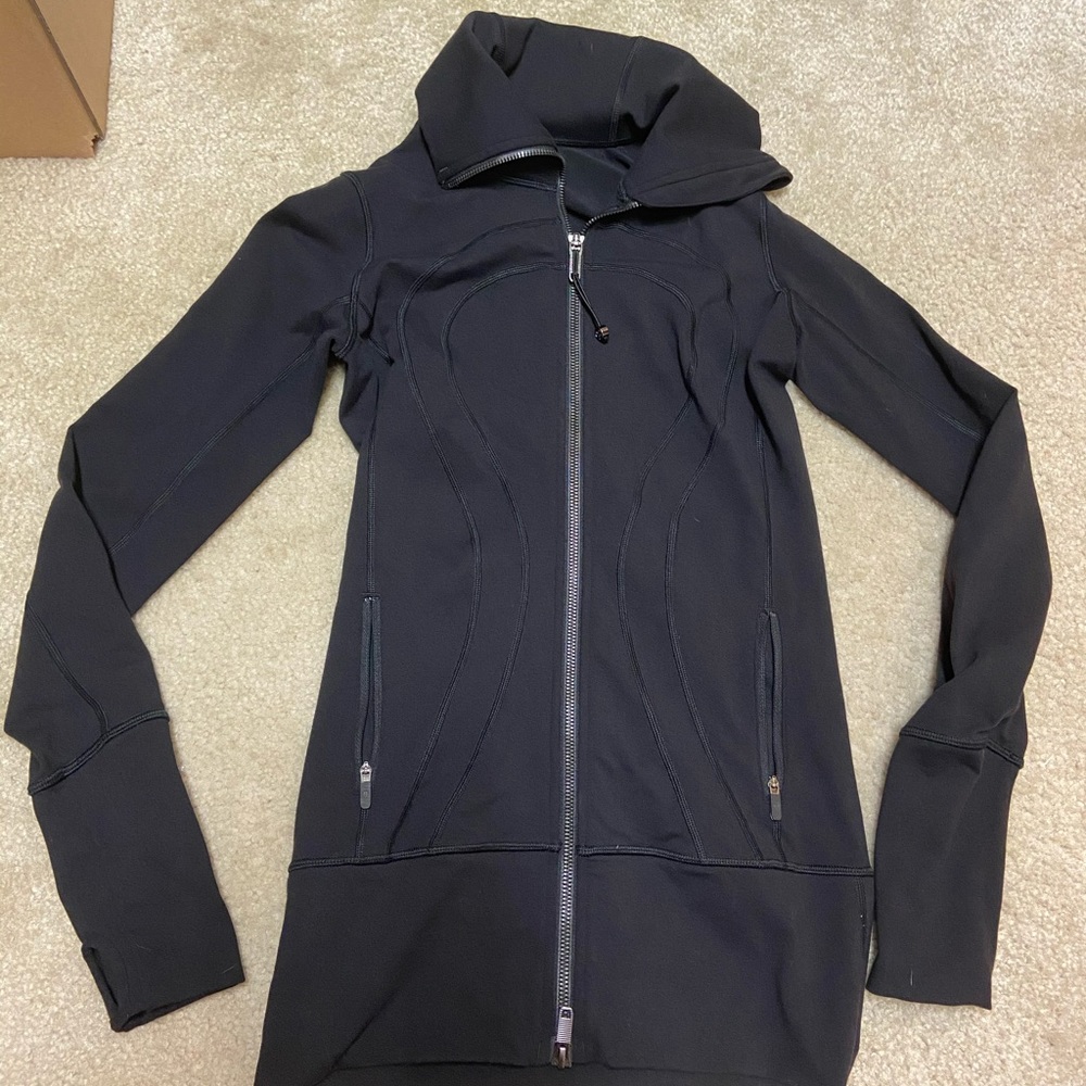 Women’s size 2 black Lululemon Zip Up Jacket